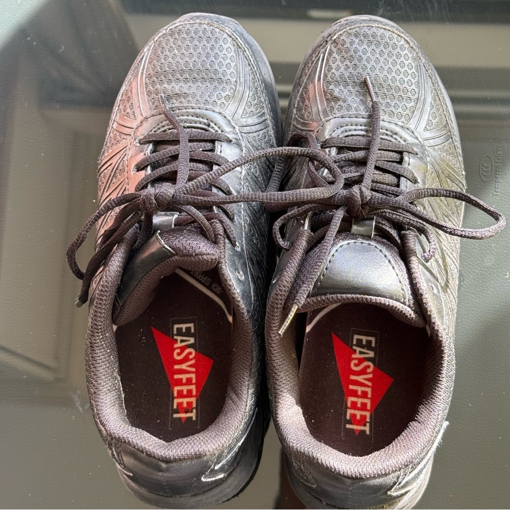 EASYFEET Black Athletic Sneakers – Women’s 8W – Fair Condition